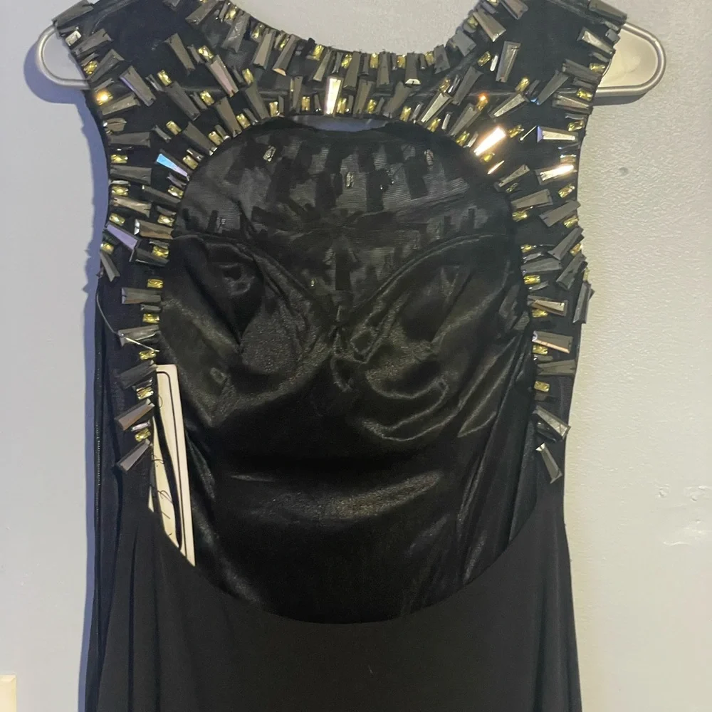 Dave and Johnny evening gown. Size 7/8 
Never worn - Picture 4 of 5